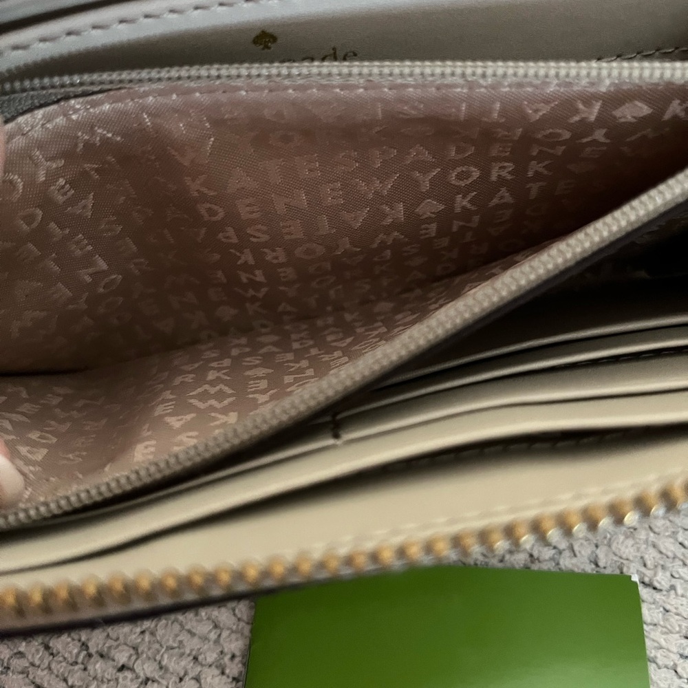KATE SPADE ♠️  KAY STREET NEDA CONTINENTAL WALLET IN LEATHER AND COMOR SIDEWALK - Picture 10 of 14